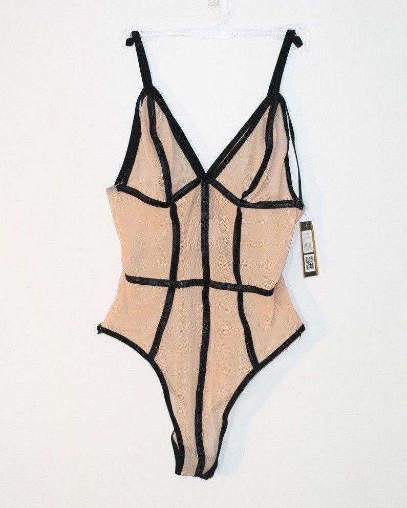 Nude & Black Contrasting Bodysuit Dulce boutique